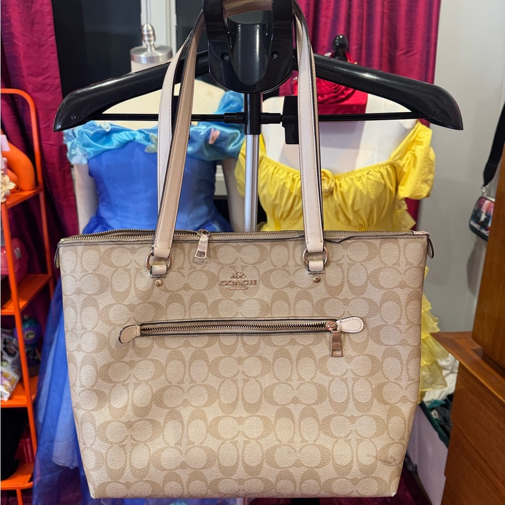 Coach Light Tan Signature Tote